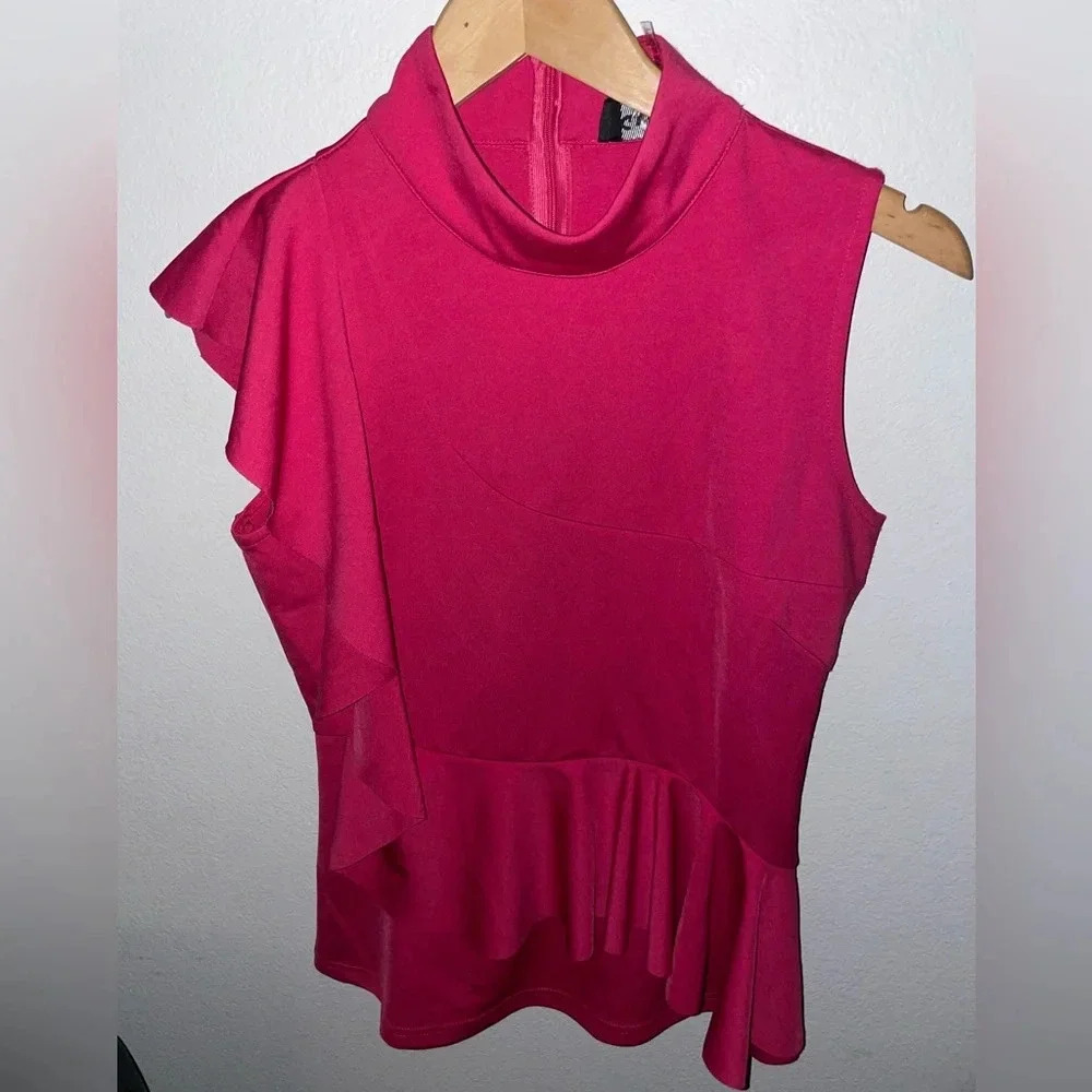 Gracia red ruffle detail‎ knit blouse size Small